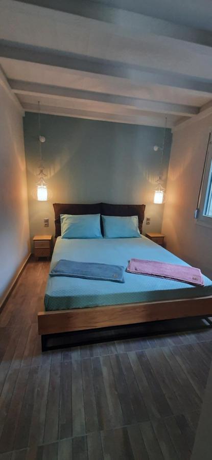 Central Apartment Patitiri  Bagian luar foto